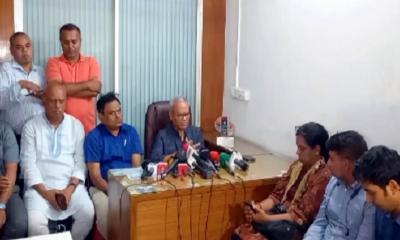 আওয়ামী লীগ থাকবে নাকি নিষিদ্ধ, সিদ্ধান্ত অন্তর্বর্তী সরকারের
