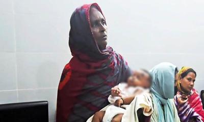 ভূঞাপুরে শিশুকে ভুলে ২ ডোজ জলাতঙ্কের ভ্যাকসিন দেওয়া হলো