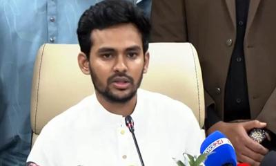 পদত্যাগ করছেন আসিফ মাহমুদ, করবেন নির্বাচন