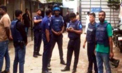 ফতুল্লায় জুট ব্যবসার নিয়ন্ত্রণ নিয়ে বিএনপির দুই গ্রুপে সংঘর্ষ, গুলিবিদ্ধ ২