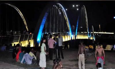 হাতিরঝিলে ককটেল বিস্ফোরণ