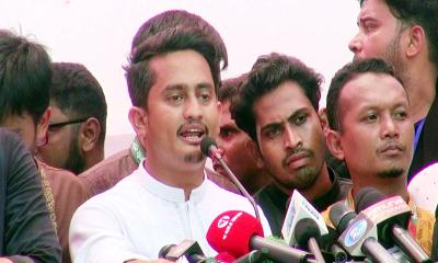 সরকার জনগণের নিরাপত্তায় নয়, ক্ষমতা টিকাতে ব্যস্ত