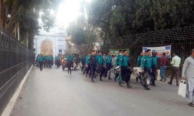 ট্রাইব্যুনাল এলাকায় কঠোর নিরাপত্তা