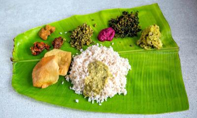 কলাপাতায় খবার পরিবেশন হারানোর পথে
