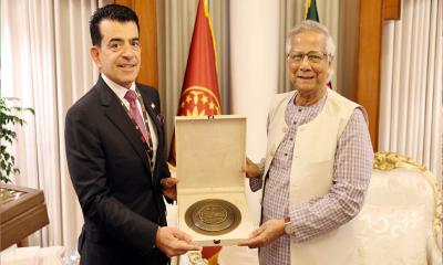 প্রধান উপদেষ্টার সঙ্গে আইসেস্কো মহাপরিচালকের বৈঠক