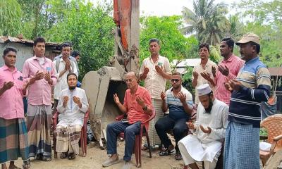 পেকুয়ায় বেড়িবাঁধ নির্মাণ কাজের উদ্বোধন, নদীভাঙন রোধে স্বস্তির আশা