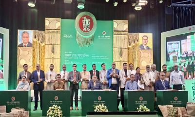 হাজারো প্রাণের বিনিময়ে গণতন্ত্রের ধারায় ফিরেছে বাংলাদেশ
