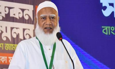 ভোট দিলেন জামায়াত আমীর ডা. শফিকুর রহমান