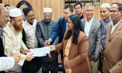 ‎কুড়িগ্রামে বিএনপির সোহেল হোসনাইন কায়কোবাদের মনোনয়ন সংগ্রহ