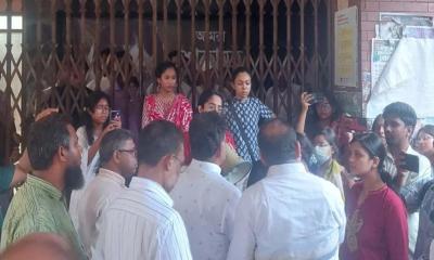 আলটিমেটাম দিয়ে আন্দোলন স্থগিত করলো জাবি শিক্ষার্থীরা