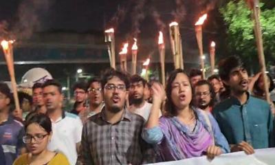 রামিসা হত্যার প্রতিবাদে রাজধানীতে ছাত্রশক্তির মশাল মিছিল