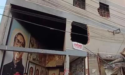 আ.লীগের ভাঙাচোরা কার্যালয়ে হঠাৎ বেজে উঠল ৭ মার্চের ভাষণ