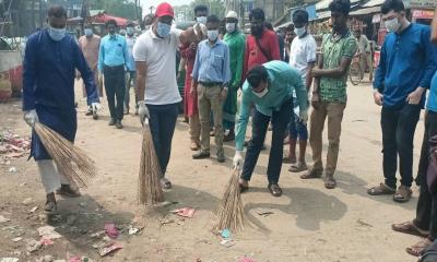 কেন্দুয়া উপজেলা বিএনপির পরিচ্ছন্নতা অভিযান 