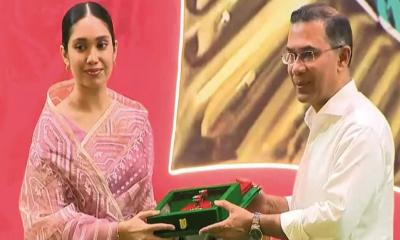 দেশের শ্রেষ্ঠ সন্তানদের হাতে ‘স্বাধীনতা পুরস্কার’ তুলে দিলেন প্রধানমন্ত্রী