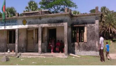 ঝুঁকিপূর্ণ প্রাথমিক বিদ্যালয়ের তালিকা চেয়েছে সরকার