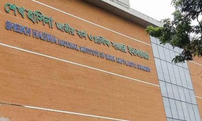 একে একে ঝরে গেল পরিবারের ৫ জনের প্রাণ