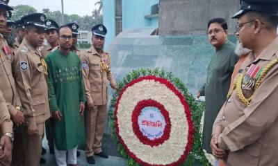 স্বাধীনতা দিবসে মাগুরায় উৎসবমুখর পরিবেশে বিএনপির কর্মসূচি, নেতৃত্বে এমপি মনোয়ার
