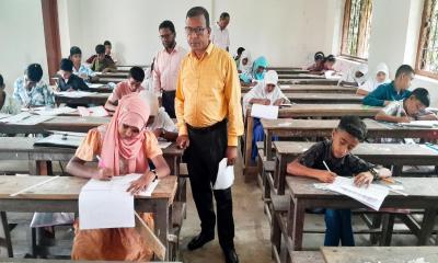 ৬২ শতাংশ শিক্ষার্থীর উপস্থিতিতে ঈশ্বরগঞ্জে বৃত্তি পরীক্ষা সম্পন্ন