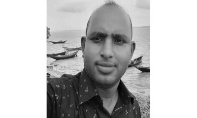 বাগেরহাটে বাস চাপায় ঠিকাদার নিহত