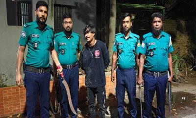মোহাম্মদপুরের শীর্ষ ছিনতাইকারী ‘পাঁয়তারা শাহীন’ গ্রেপ্তার