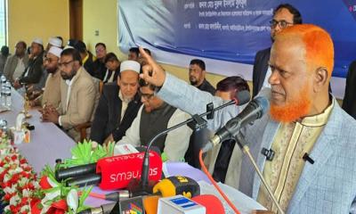 ১২ ফেব্রুয়ারির পর চাঁপাইনবাবগঞ্জে আর কোনো চাঁদাবাজি চলবে না: নূরুল ইসলাম বুলবুল