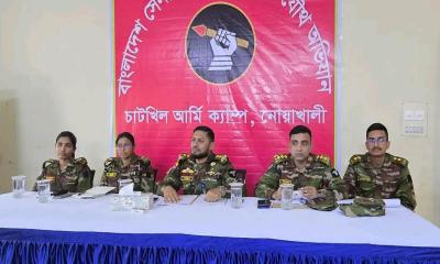চাটখিলে সাংবাদিকদের সাথে সেনা কর্মকর্তাদের মতবিনিময়