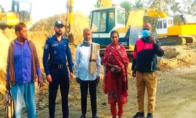কোম্পানীগঞ্জে অবৈধ ভেকু-ট্রাক্টর-ড্রাম ট্রাক জব্দ, জরিমানা ২ লাখ