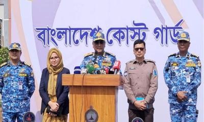 চরাঞ্চলে উৎসবমুখর পরিবেশে ভোটগ্রহণে প্রস্তুত কোস্টগার্ড