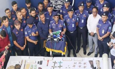 হাটহাজারীতে পুলিশের অভিযানে গ্রেপ্তার ৮৮