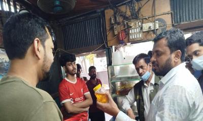 সীতাকুন্ডে ভাবীর হোটেলে অভিযানে ১০ হাজার টাকা জরিমানা