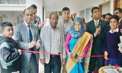 পিঠার ধোঁয়ায় উষ্ণ মন, মিষ্টি গন্ধে ভরে প্রাণ: ডিএফপিতে বর্ণিল পিঠা উৎসব