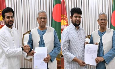 পদত্যাগ করলেন উপদেষ্টা মাহফুজ আলম ও আসিফ মাহমুদ