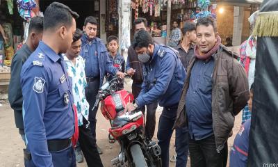 আইনশৃঙ্খলা রক্ষায় ফরিদগঞ্জে সড়কে পুলিশের অভিযান অব্যাহত