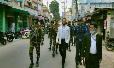 নির্বাচনী আচরণবিধি প্রতিপালন নিশ্চিত করতে ফরিদগঞ্জে বিচারিক কমিটির পরিদর্শন