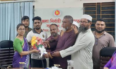 গুইমারায় নবাগত ও বিদায়ী কর্মকর্তাকে সংবর্ধনা