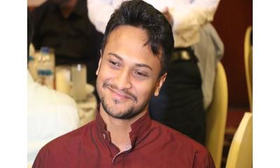 আগে দেখতাম সবাই আওয়ামী লীগ করে, এখন দেখি কেউ করে না