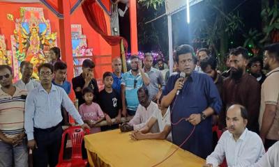 দেশকে এগিয়ে নিতে হলে ঐক্যবদ্ধ হয়ে কাজ করতে হবে