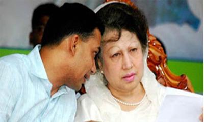 খালেদা জিয়ার ‘অবস্থা অপরিবর্তিত’ থাকলে দ্রুতই দেশে ফিরবেন তারেক রহমান