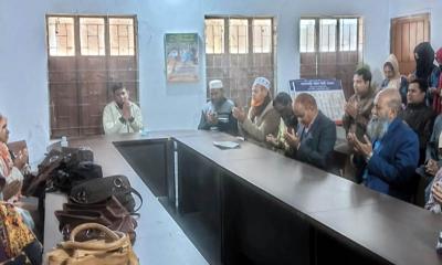 বেগম খালেদা জিয়ার মৃত্যুতে পলাশবাড়ীতে দোয়া মাহফিল