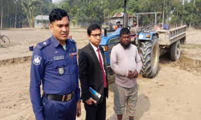 সাঘাটায় টপসয়েল কর্তন ও পরিবহনে ৬০ হাজার টাকা জরিমানা