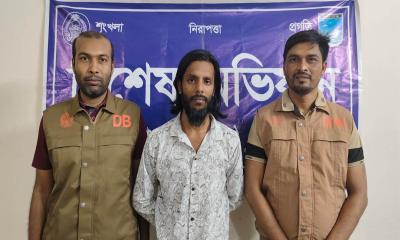 সাভারে ডিবি পুলিশের অভিযানে ছিনতাইকারী আটক