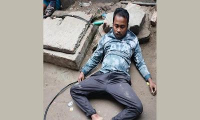 সিদ্ধিরগঞ্জে বিদ্যুৎ লাইন কাটতে গিয়ে যুবকের মৃত্যু, পাশে মিলল প্লাস ও টেস্টার