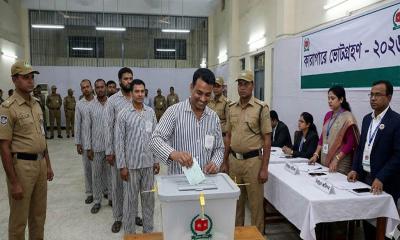 কারাগারে ৫ হাজার বন্দির ভোট প্রদান
