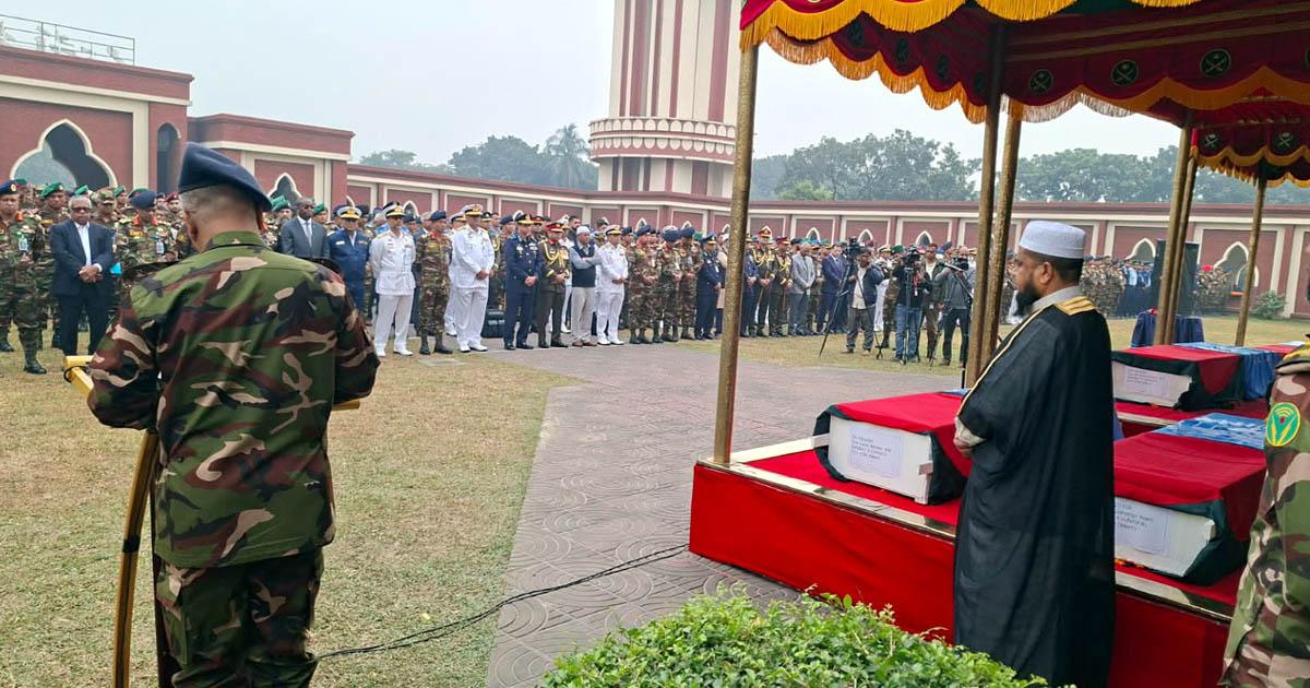 ঢাকা সেনানিবাসে সুদানে নিহত ৬ শান্তিরক্ষীর জানাজা সম্পন্ন