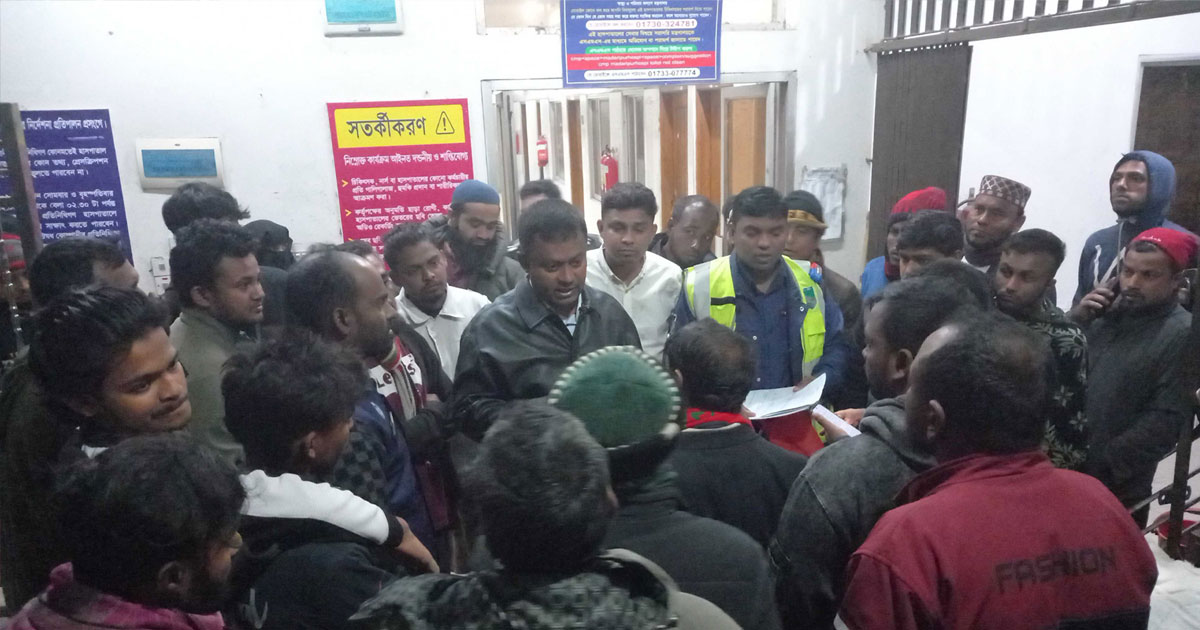 মাদারীপুরে বাসের ধাক্কায় মোটরসাইকেল আরোহী নিহত, আহত ২