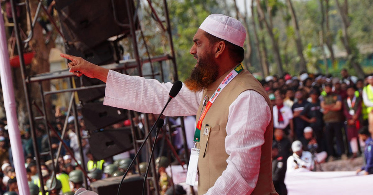 দুটি রাজপরিবারের হাতে দেশের মানুষ আর ভাগ্য বন্ধক দিতে রাজি নয়