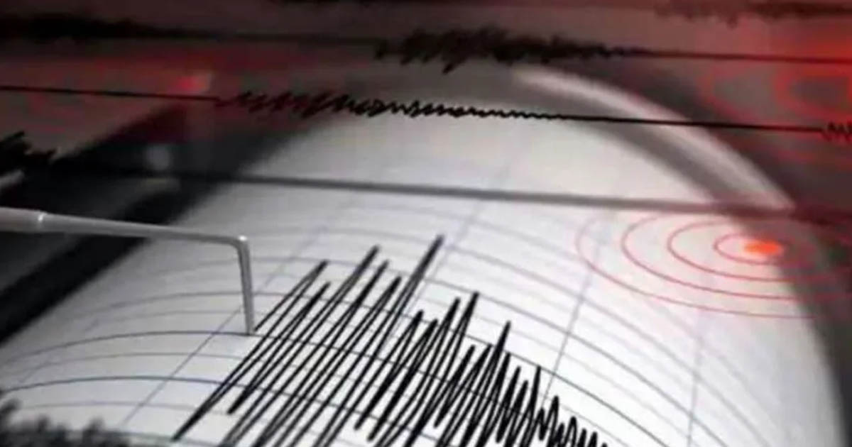 ভয়াবহ ভূমিকম্পে রাজধানীসহ কেঁপে উঠল দেশ