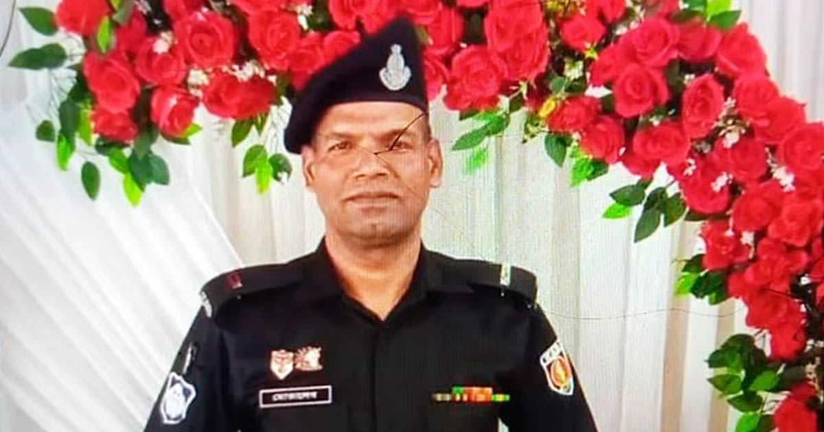 দুই সন্ত্রাসী গ্রুপের আধিপত্যের বলি এক কর্মকর্তা