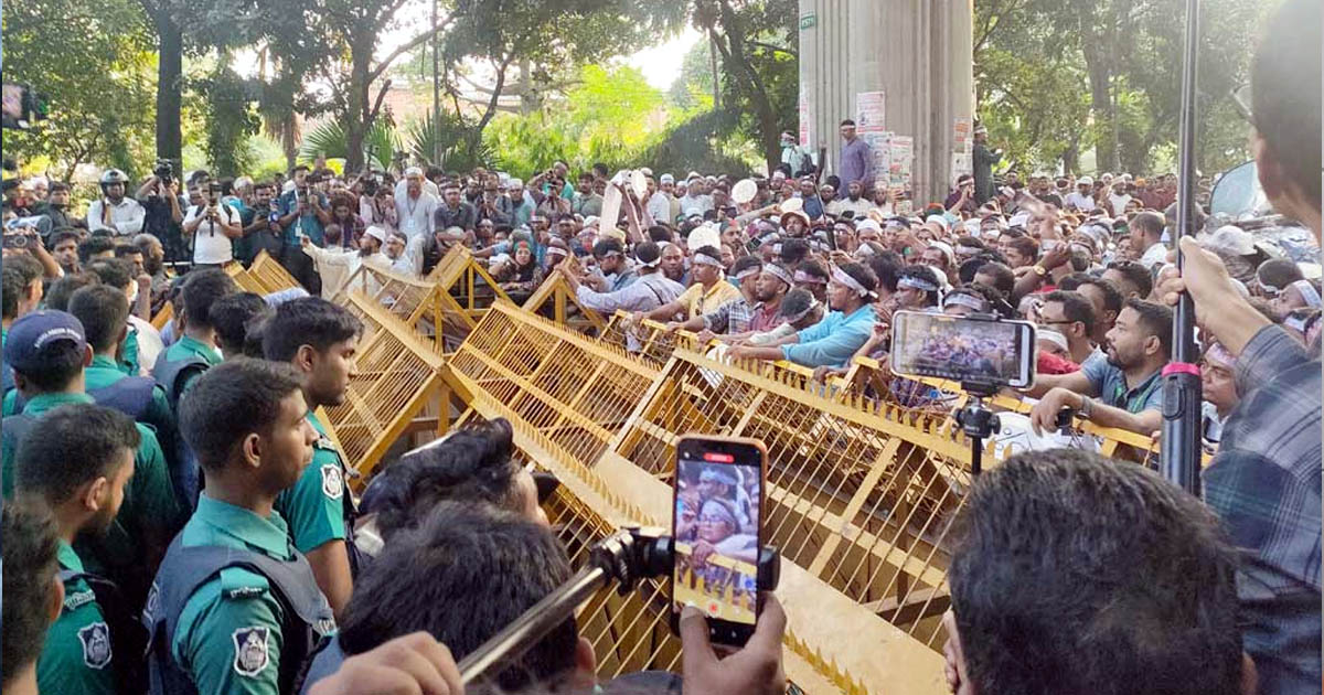 শিক্ষকদের আন্দোলন প্রত্যাহার, ফিরছেন ক্লাসে