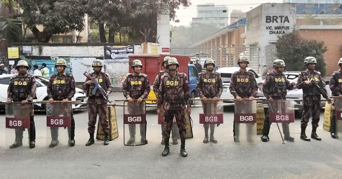 রাজধানীর মিরপুরে বিজিবি মোতায়েন 